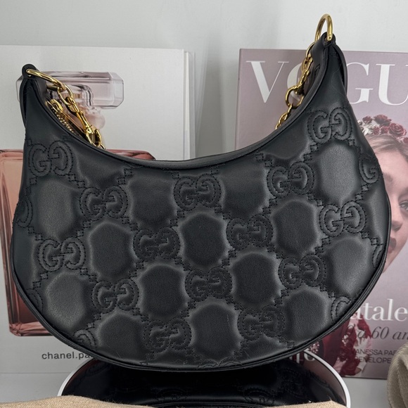 Gucci Black GG MATELASSÉ SMALL
SHOULDER BAG - Picture 4 of 16